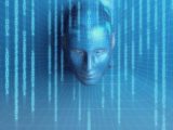 Kopf eines digitalen Mensch umgeben von Binärcodes.