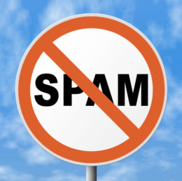 Rotes Schild mit "Spam"