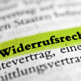 Schriftzug Widerrufsrecht, der im Gesetzt gelb markiert ist