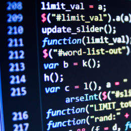 html-Code auf einem Computer-Bildschirm