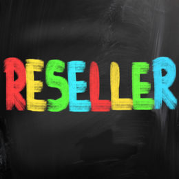 "Reseller" in bunten Farben vor einem schwarzen Hintergrund.