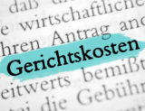 Schriftzug Gerichtskosten blau hinterlegt