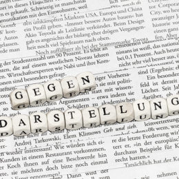 Schriftzug "Gegendarstellung" in Form von Würfeln