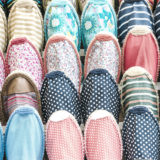 Viele bunte Slipper