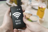 Free Wifi Symbol wird auf Smartphone angezeigt