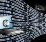 Laptop mit Stethoskop, Abhörskandal, Spionage