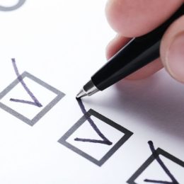 Checkliste mit gesetzten Haken