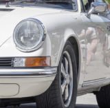 Weißer Porsche 911 Oldtimer