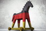 Trojanisches Pferd in den Farben der Bundesrepublik Deutschland