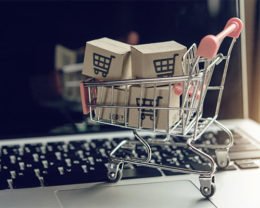 Einkaufswagen - Online Shopping - Tastatur