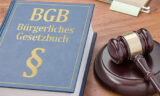 Richterhammer neben dem BGB