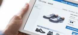 Online-Shopping mit Tablet