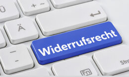 Widerrufsrecht auf Tastatur blau