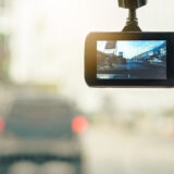 Dashcam mit Blick aus der Windschutzscheibe
